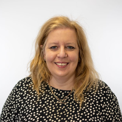 Amanda Owen from Williams & Bourne